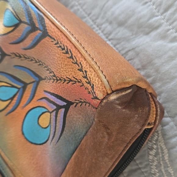 ANUSHKA HAND PAINTED BEAUTIFUL BAG W WALLET. - Picture 15 of 16